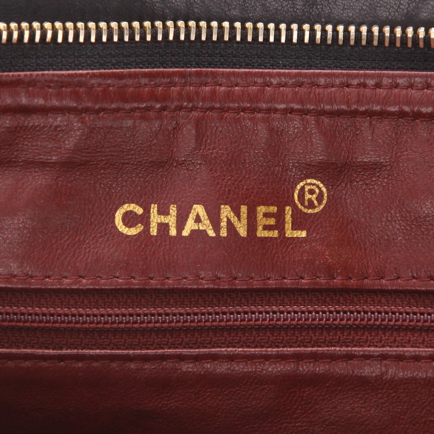 Bolso de mano Chanel  Vintage en cuero acolchado negro - Detail D2