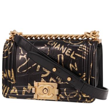 Sac bandoulière Chanel  Boy Graffiti  petit modèle  en cuir noir et doré