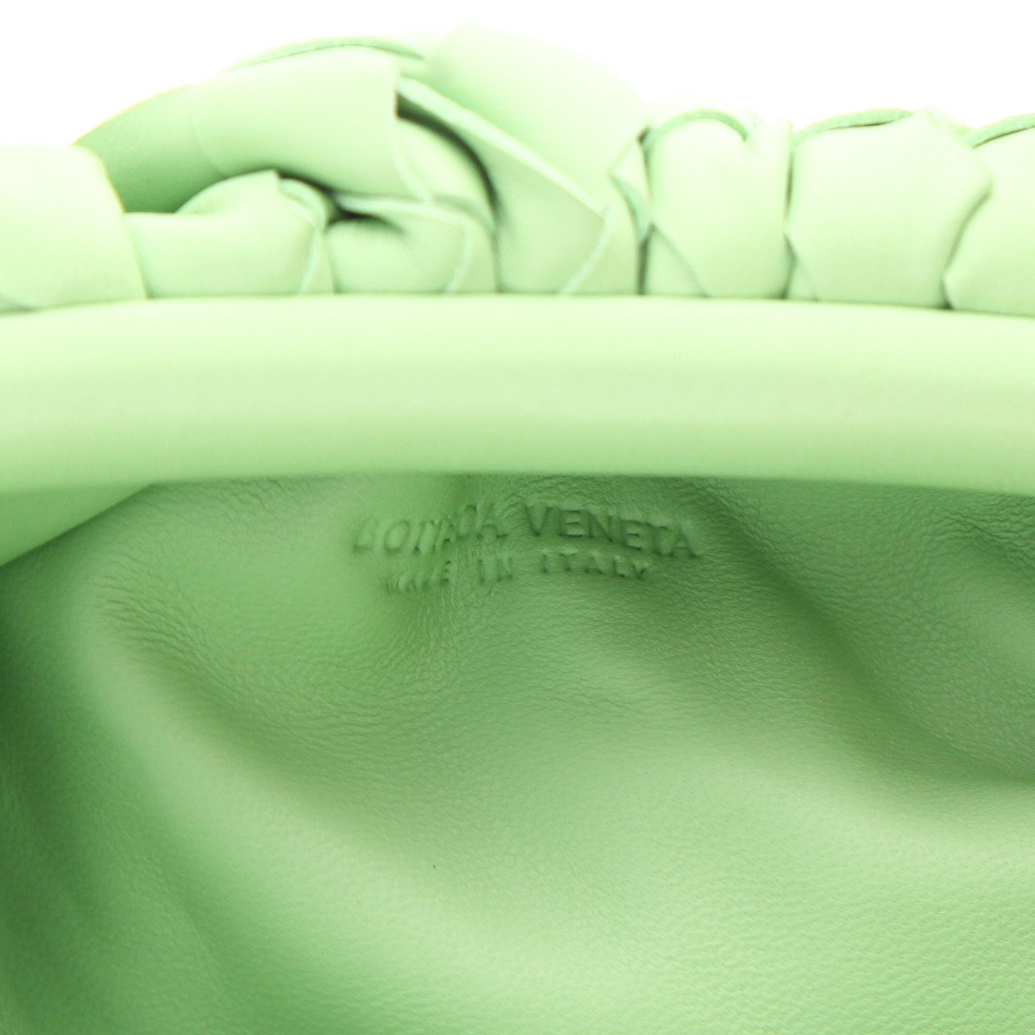 Borsa a tracolla Bottega Veneta  Pouch in pelle intrecciata verde - Detail D2