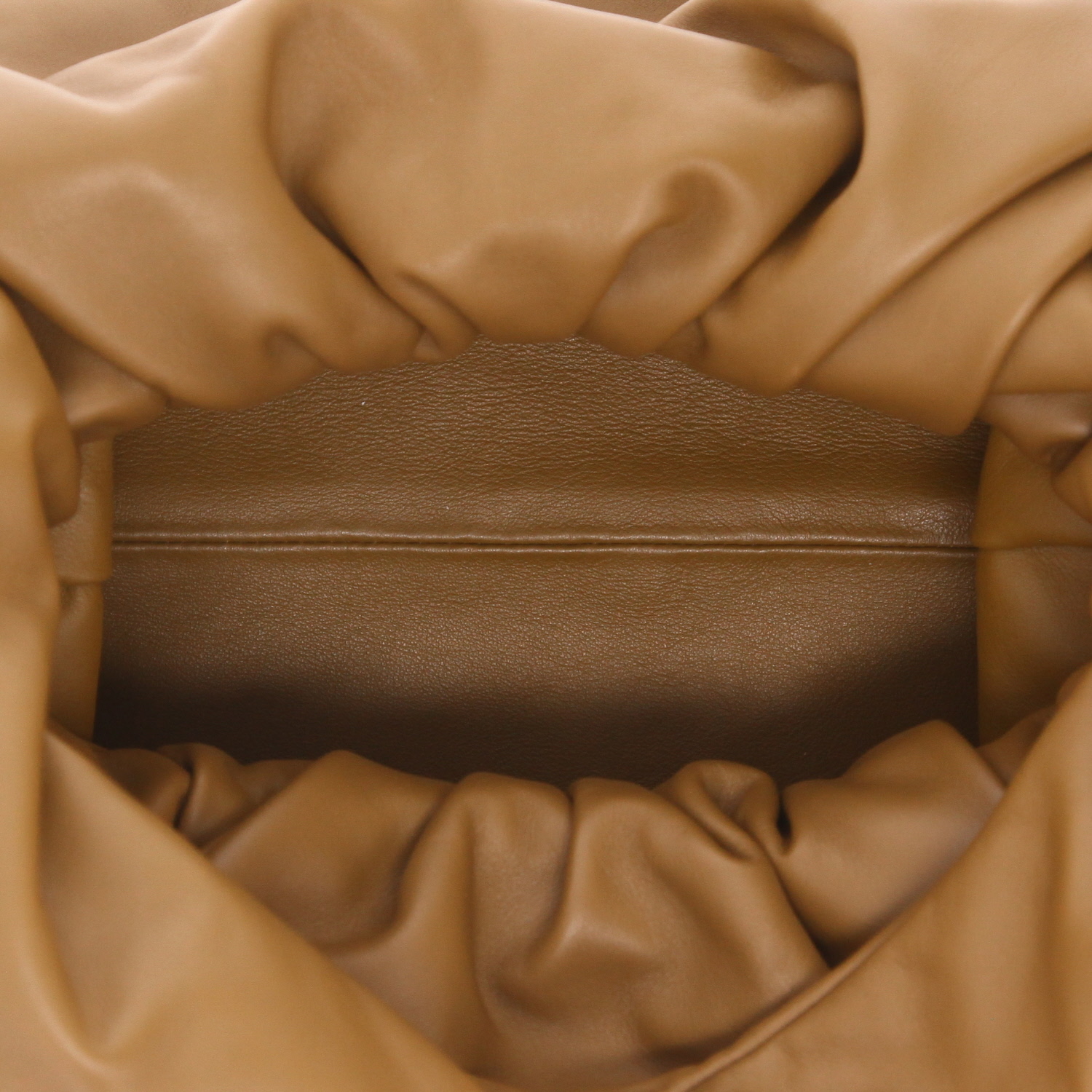 Bottega Veneta  Shoulder Pouch handbag  in khaki leather - Detail D3