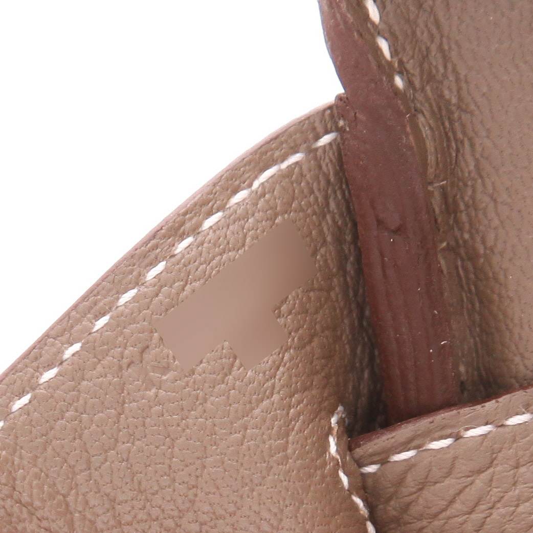 Sac à main Hermès  Birkin 30 cm en cuir togo étoupe - Detail D4