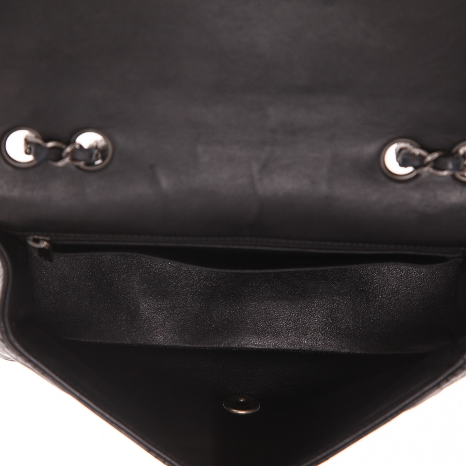 Chanel  Timeless Classic handbag  in black monogram leather - Detail D3