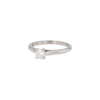 Bague solitaire Cartier 1895 en platine et diamants