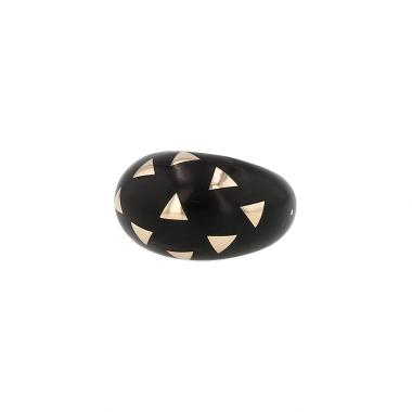 Van Cleef 
Arpels 1980's ring in yellow gold and ebony