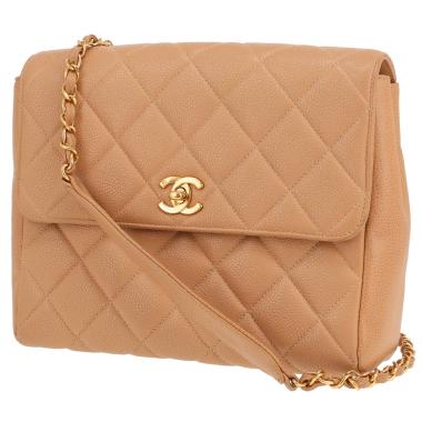 Chanel   shoulder bag  in beige quilted grained leather