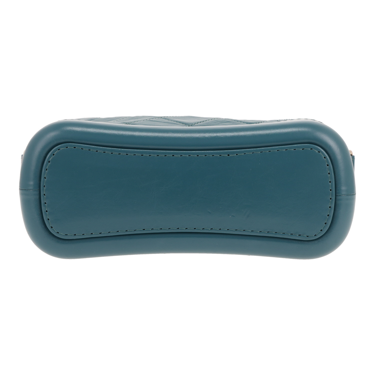 Sac bandoulière Chanel  Gabrielle  petit modèle  en cuir matelassé vert - Detail D1