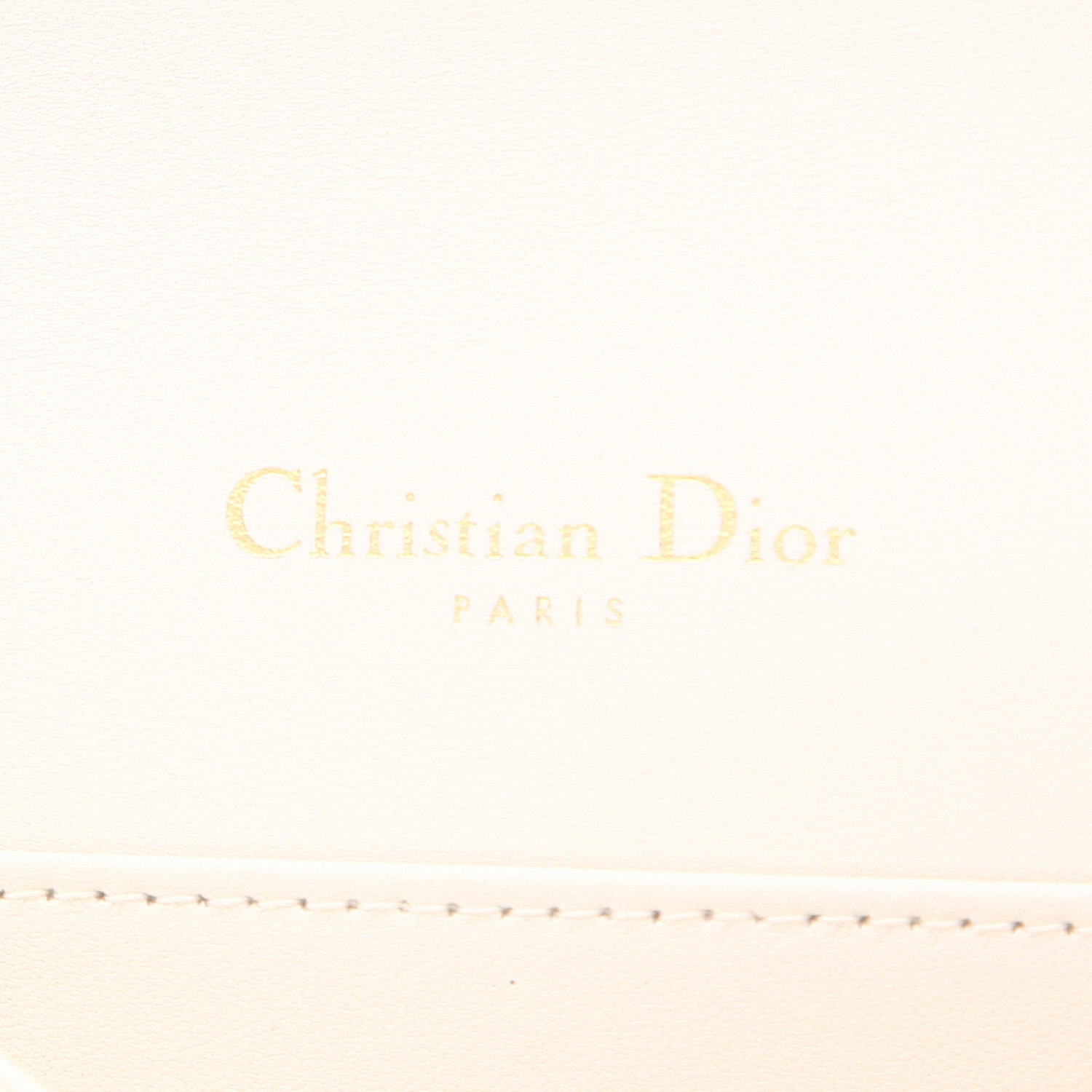 Dior  Lady Dior Wallet on Chain pouch  in white leather cannage - Detail D2