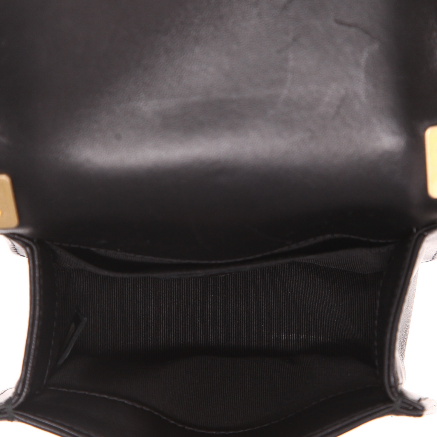 Sac bandoulière Chanel  Mini Boy en cuir matelassé noir - Detail D3