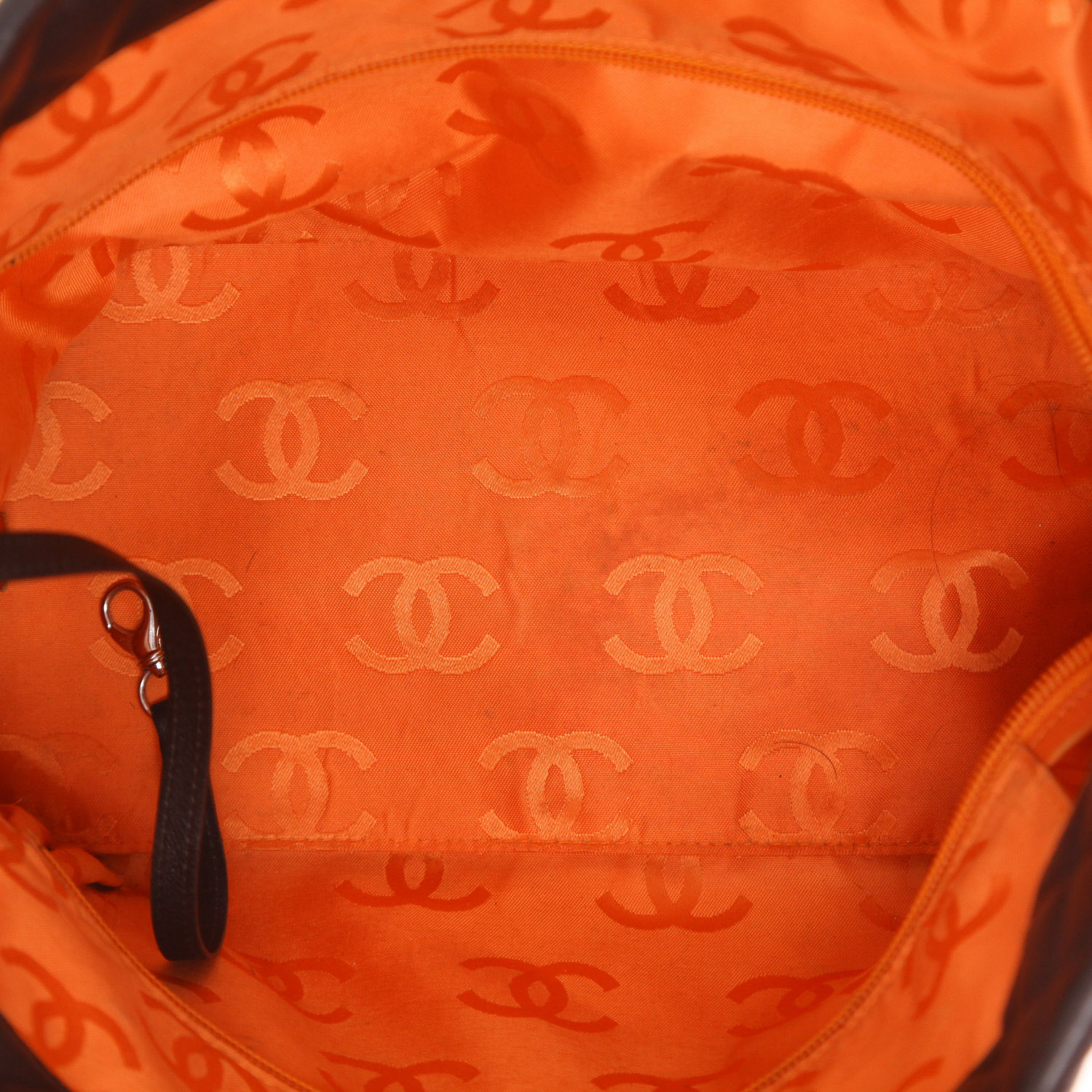 Sac cabas Chanel  Cambon en cuir matelassé marron - Detail D3