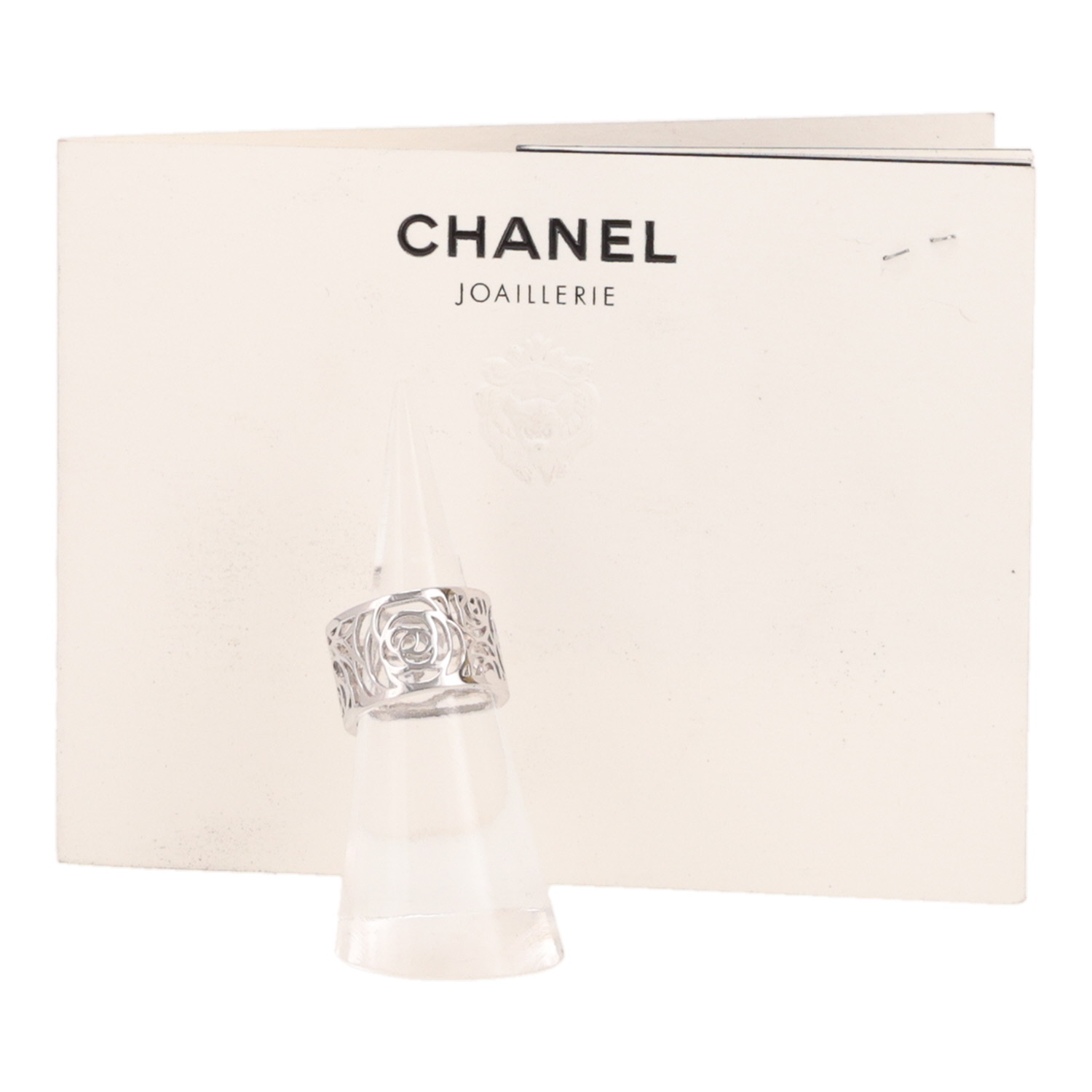 Chanel Camélia Fil large model ring in white gold - Detail D2