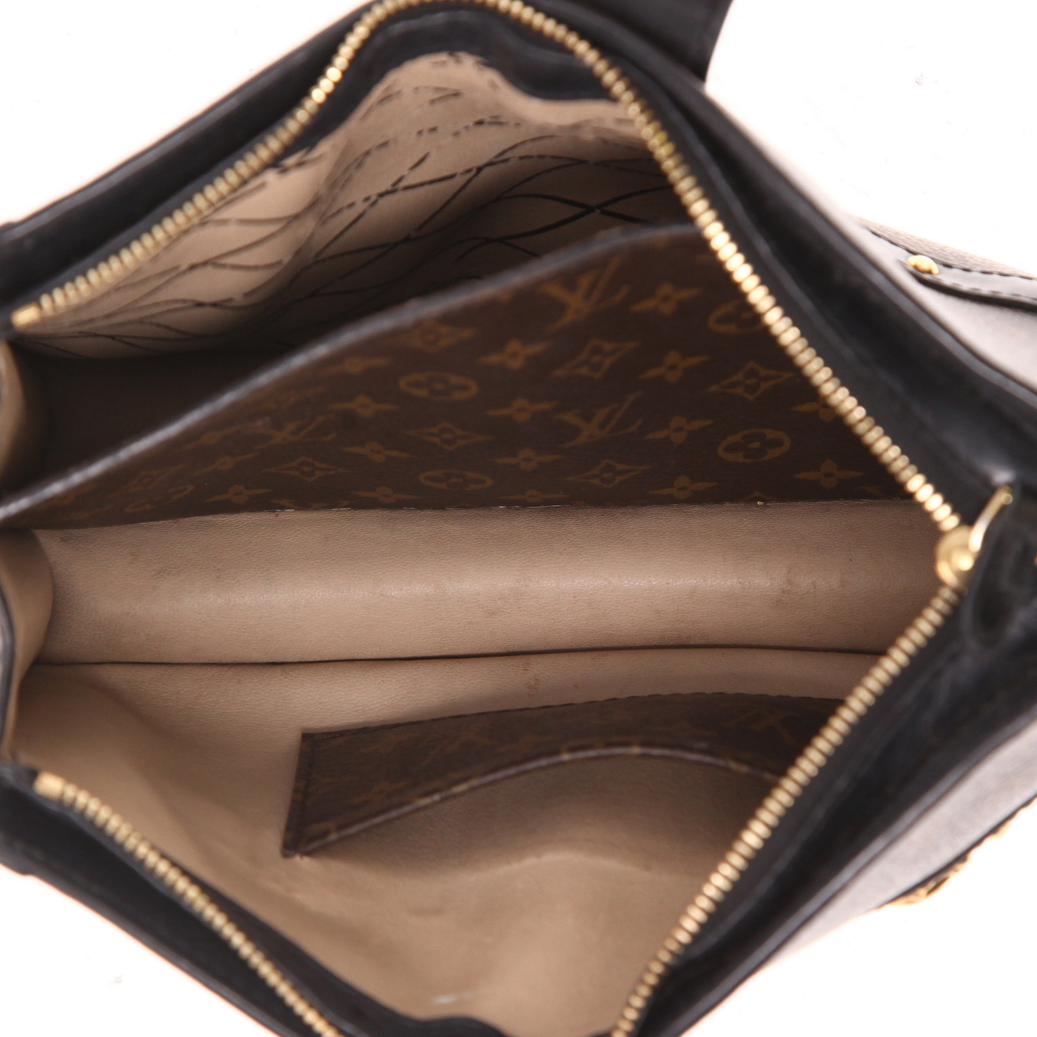 Bolso bandolera Louis Vuitton «Trunk Clutch» de lona Monogram marrón y piel Noir - Detail D3