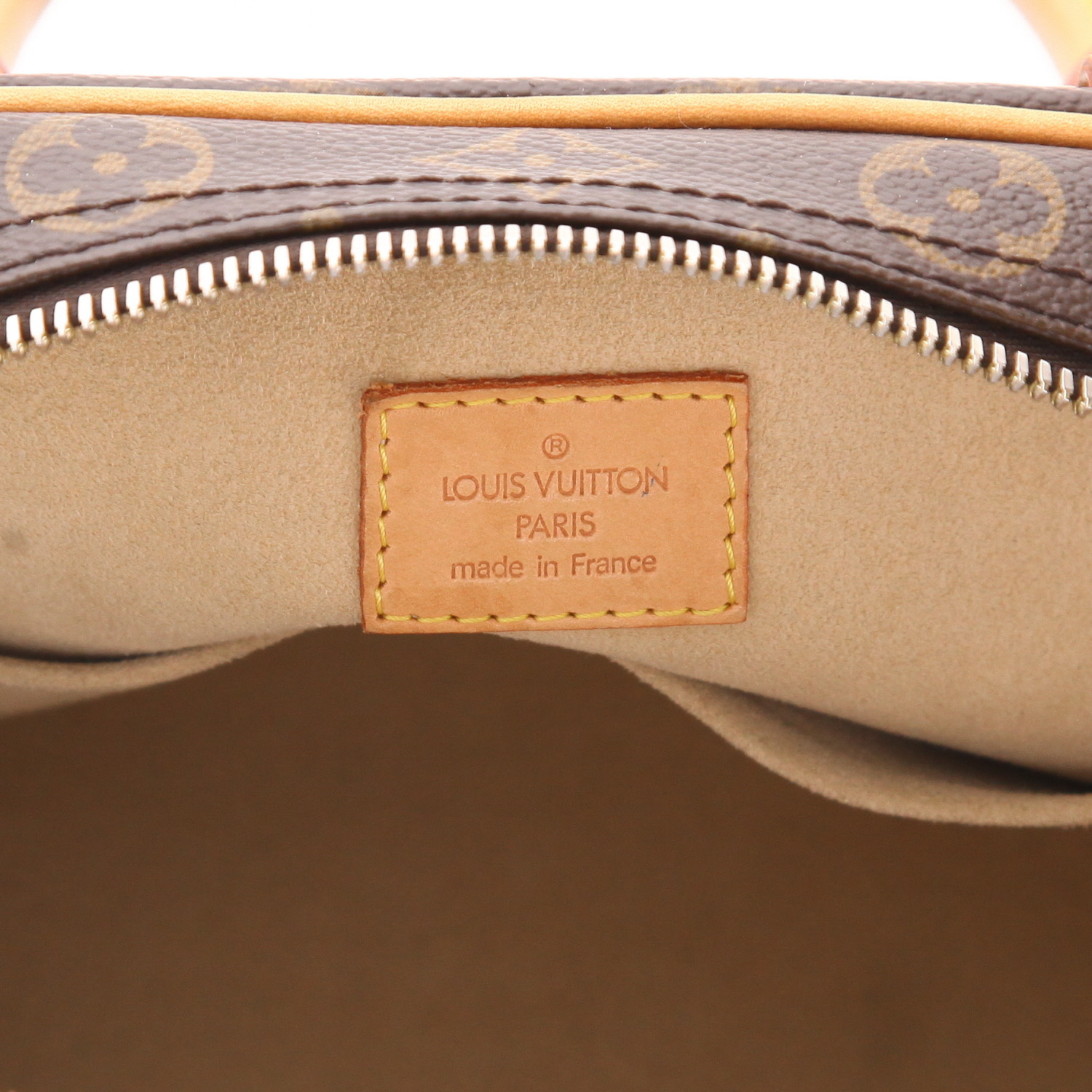 Sac à main Louis Vuitton  Manhattan en toile monogram marron et cuir naturel - Detail D2