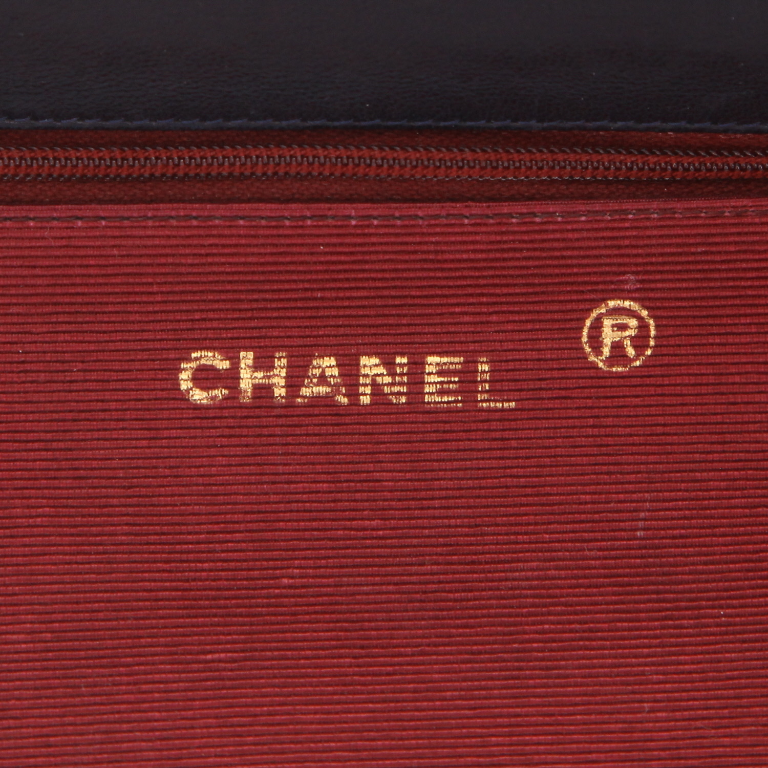 Sac à main Chanel  Vintage en cuir matelassé noir - Detail D2