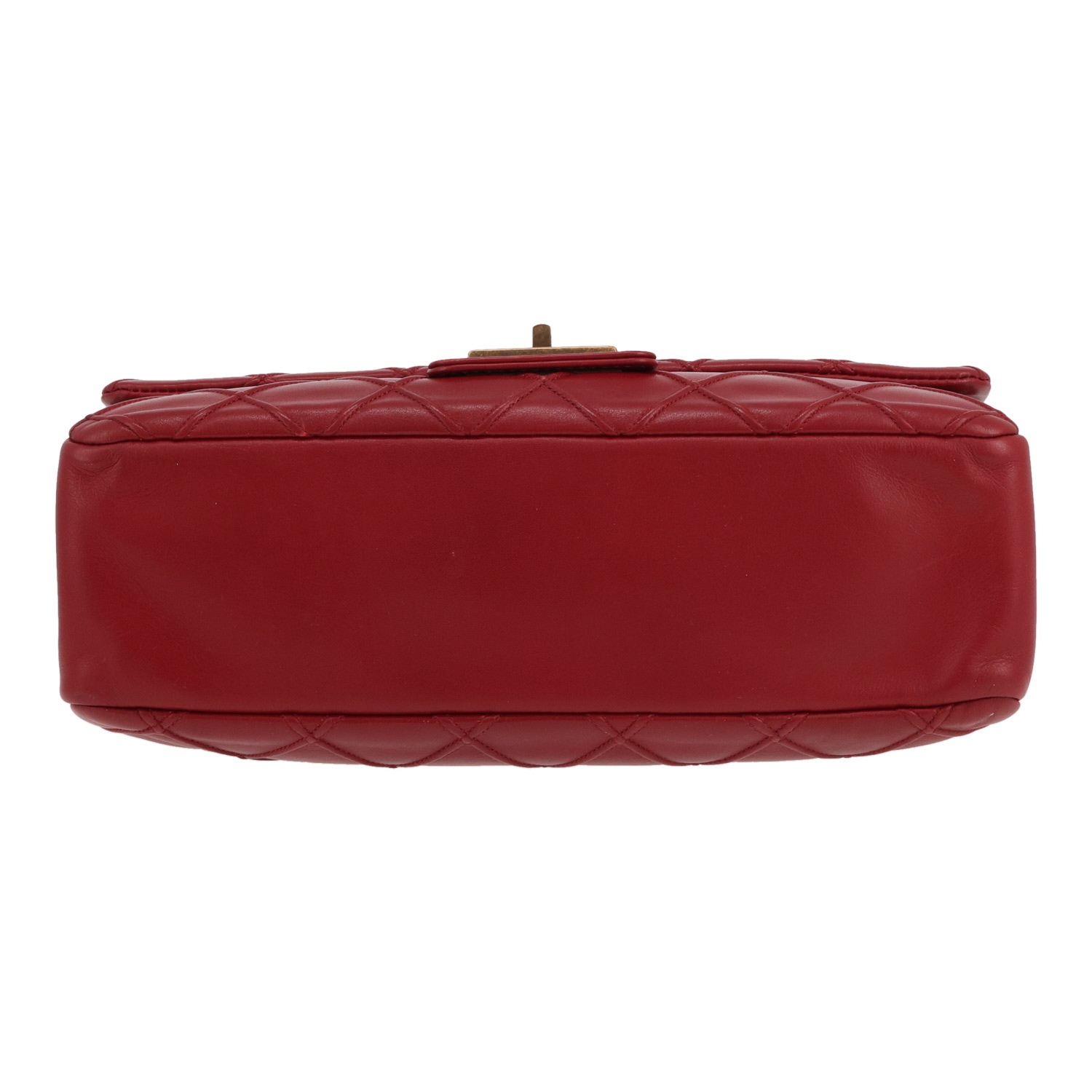 Sac bandoulière Chanel  Sac à rabat en cuir matelassé rouge - Detail D1