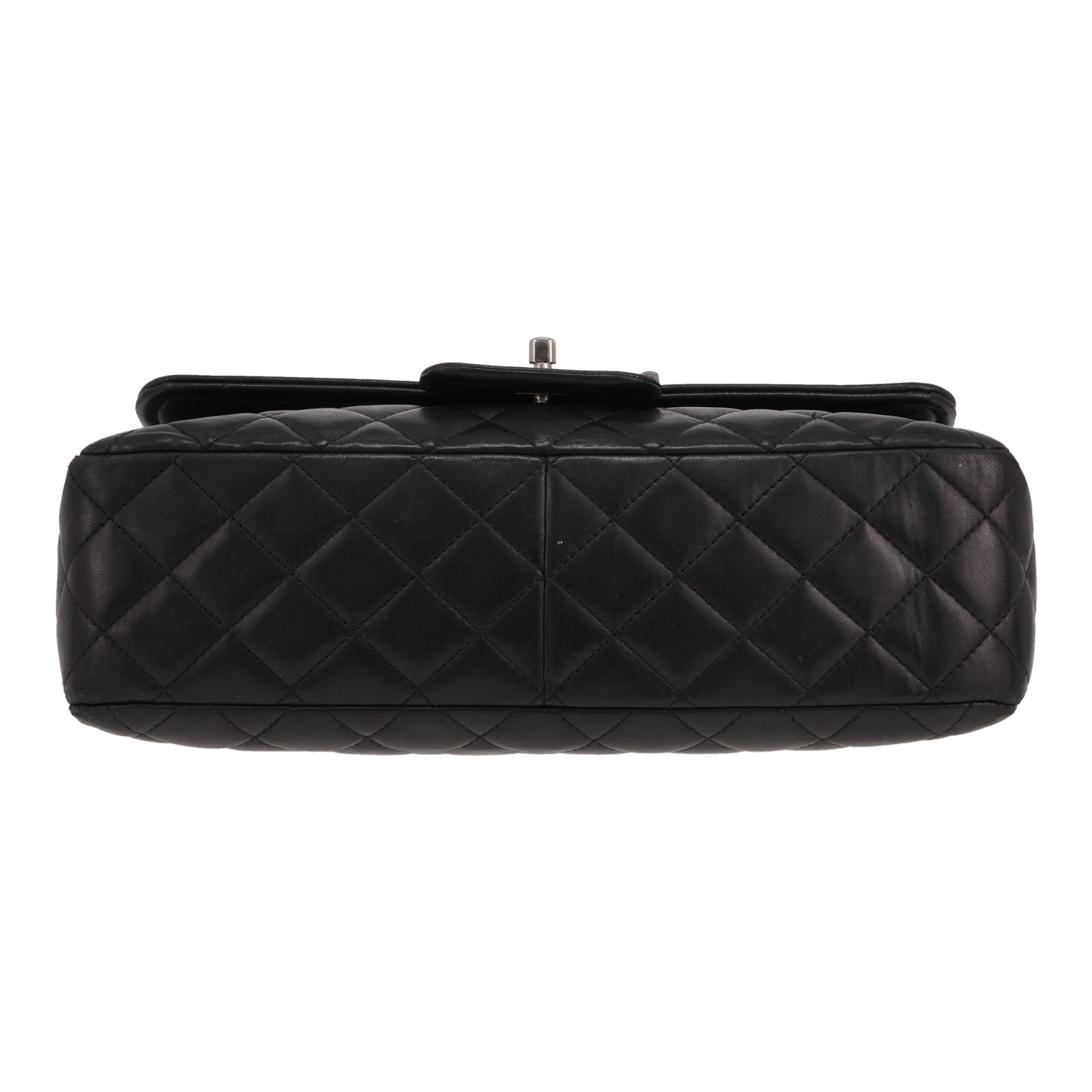 Sac bandoulière Chanel   en cuir matelassé noir - Detail D1