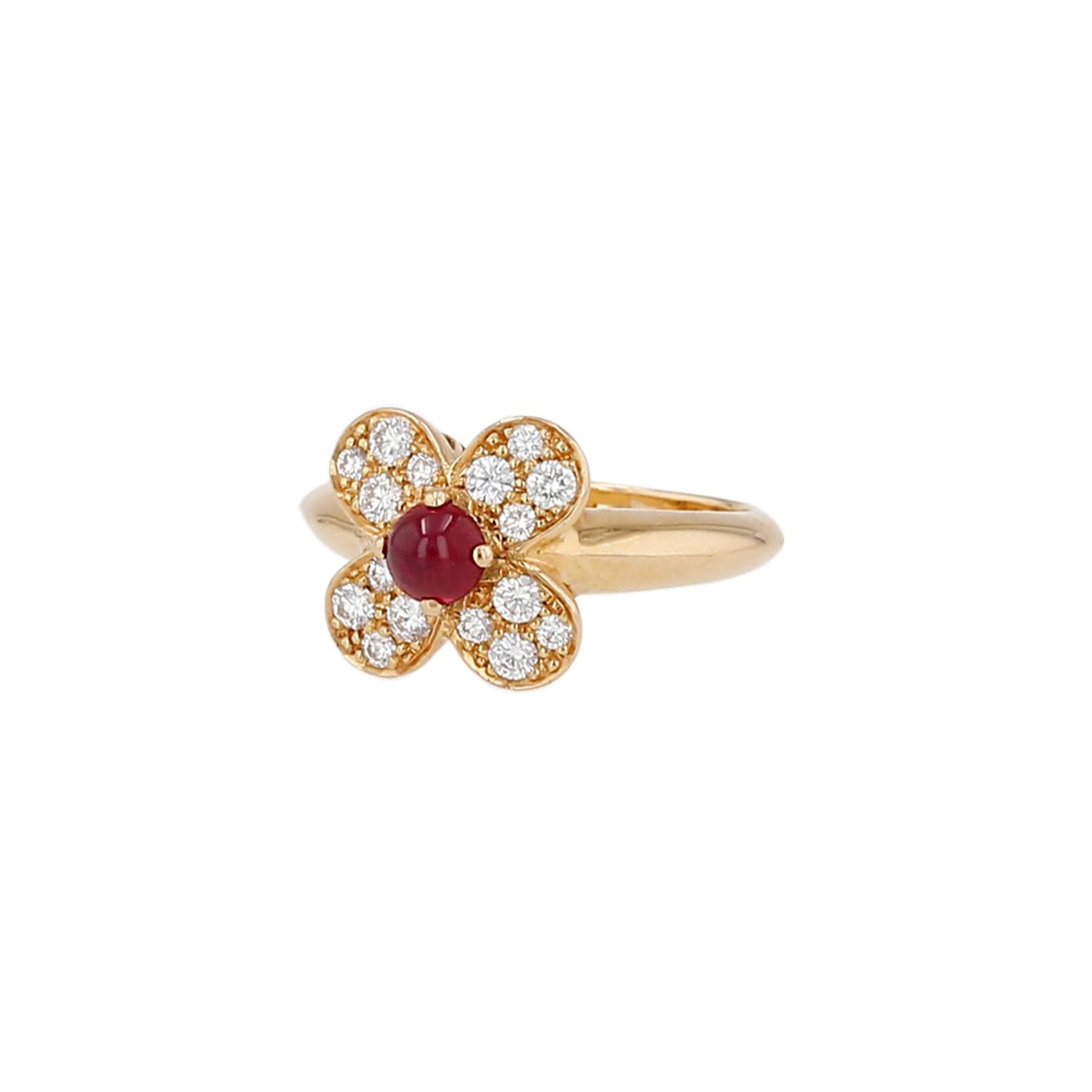 Bague Van Cleef & Arpels Trèfle Or Jaune Diamants Rubis Occasion