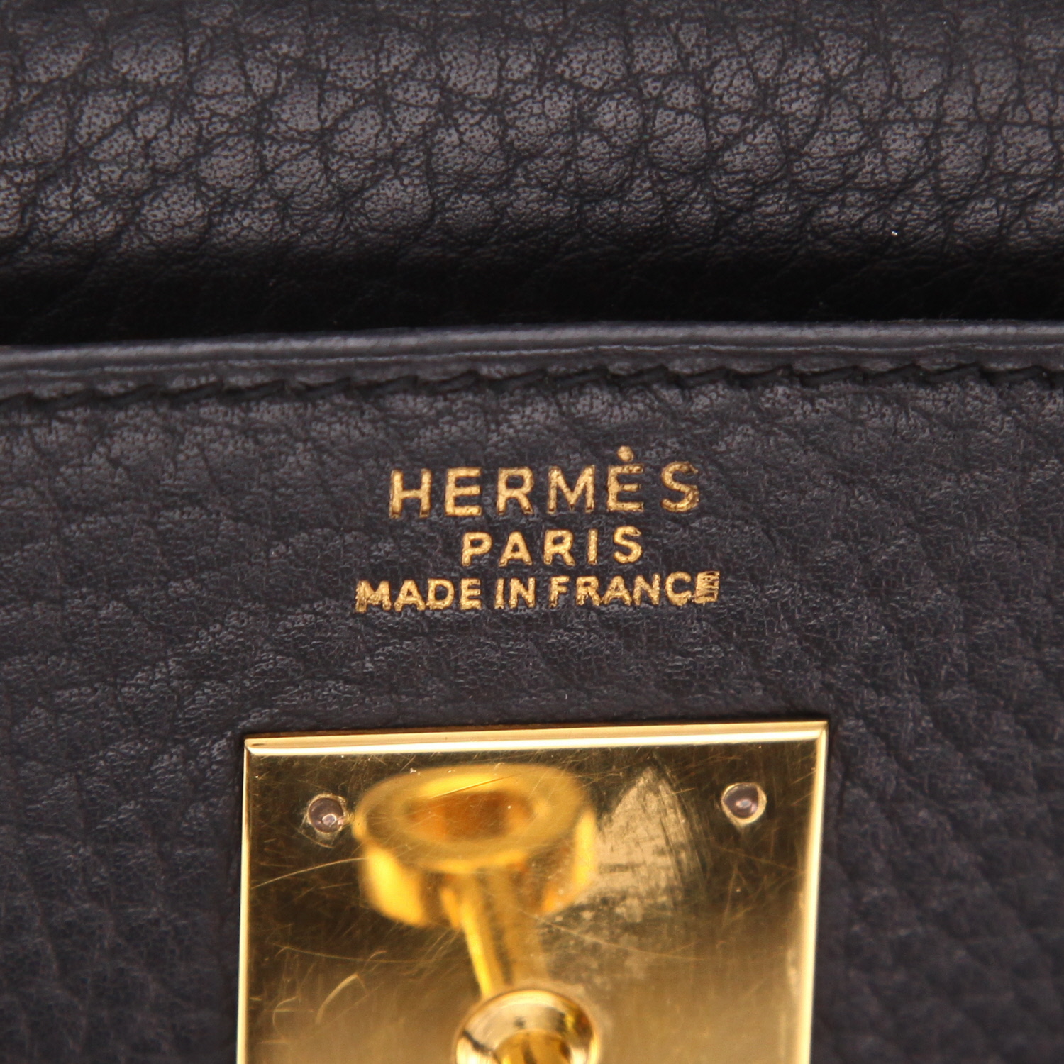 Sac à main Hermès  Kelly 32 cm en cuir Ardenne noir - Detail D2