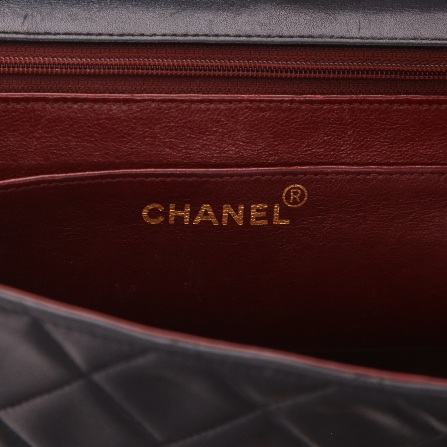 Borsa a tracolla Chanel  Timeless Maxi Jumbo in pelle trapuntata nera - Detail D2