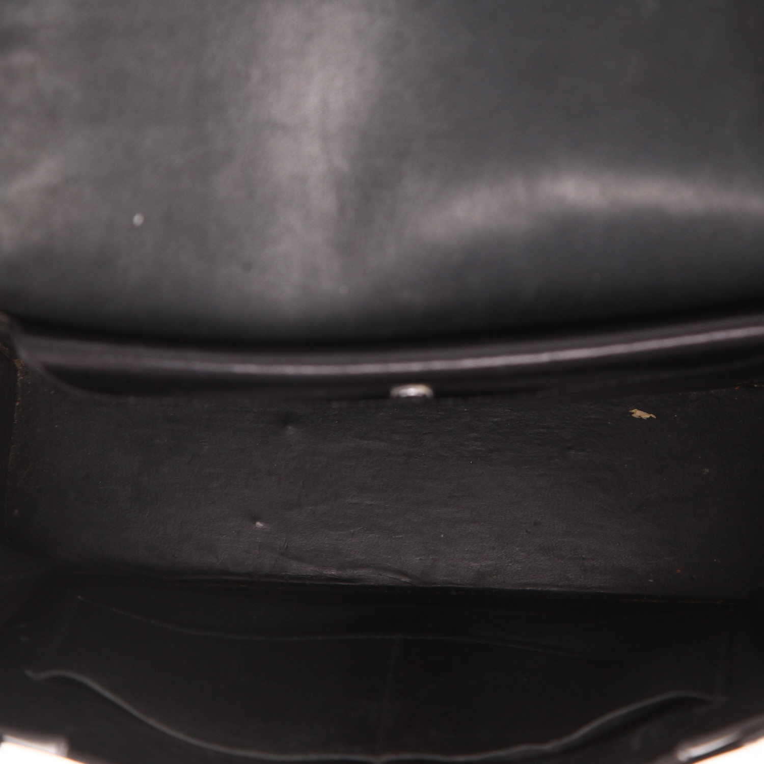 Bolso de mano Hermès  Attelle en cuero box negro - Detail D3