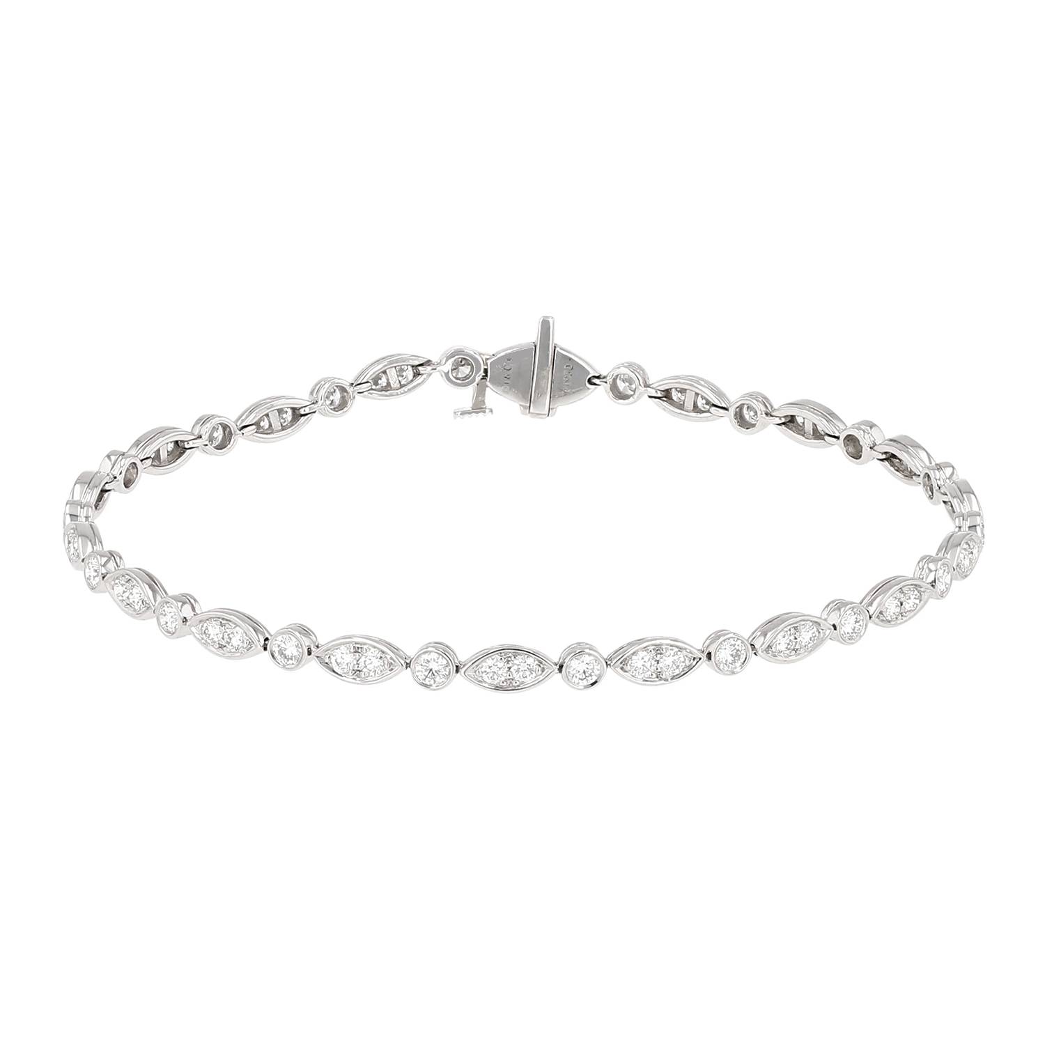 Bracelet Tiffany & Co en platine, or blanc et diamants Bracelet Tiffany & Co en platine, or blanc et diamants