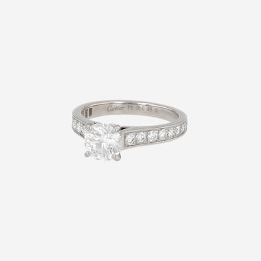 Bague solitaire Cartier 1895 en platine et diamants