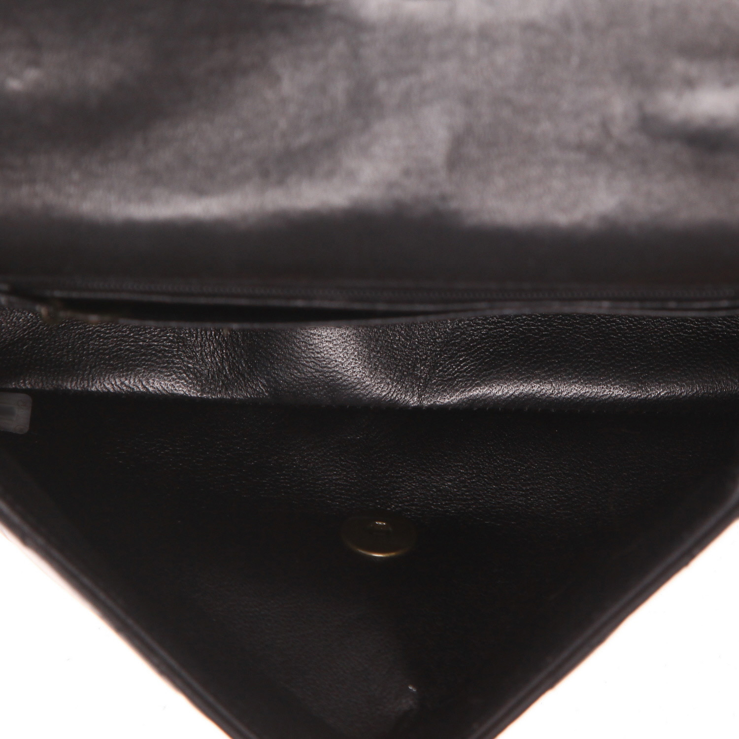 Chanel   shoulder bag  in black quilted leather - Detail D3
