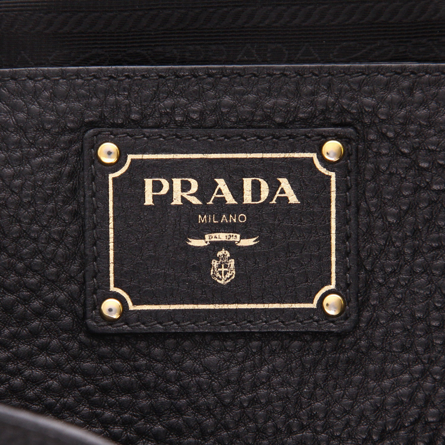 Prada   shopping bag  in black grained leather - Detail D2