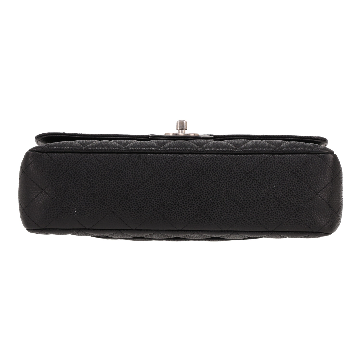 Chanel ‘Timeless Classic’ bag in Noir quilted grained leather - Detail D1