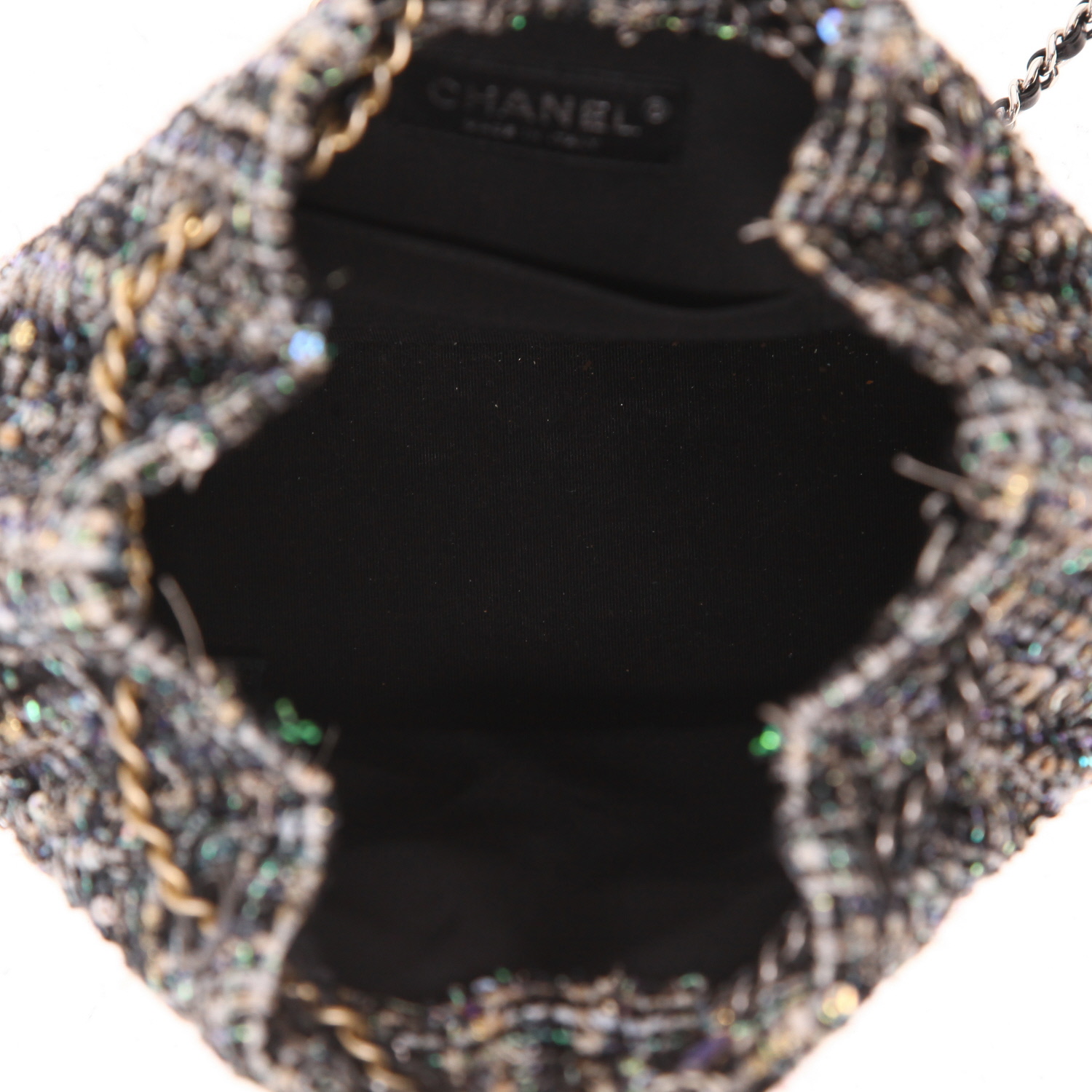 Zaino Chanel  Gabrielle  in tweed nero grigio e verde e pelle nera - Detail D3