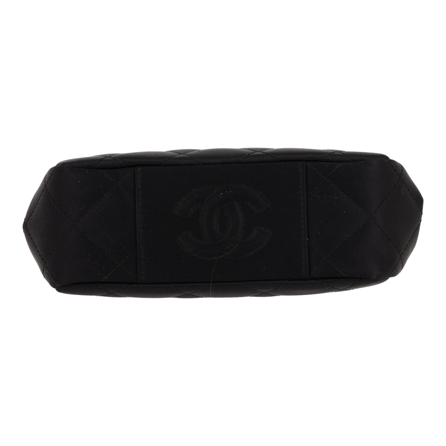 Chanel  Vintage shoulder bag  in black satin - Detail D1