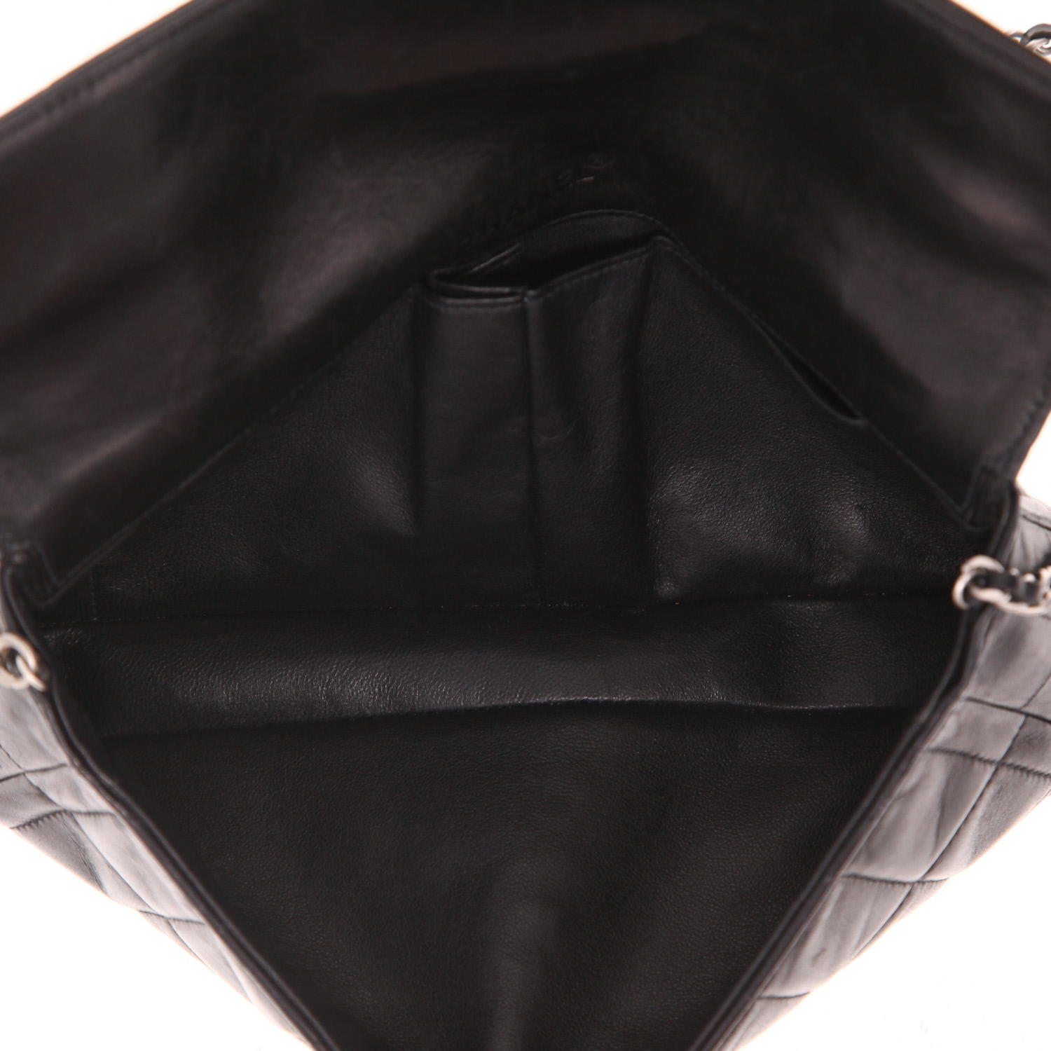 Bolso de mano Chanel  Choco bar en cuero acolchado negro - Detail D3