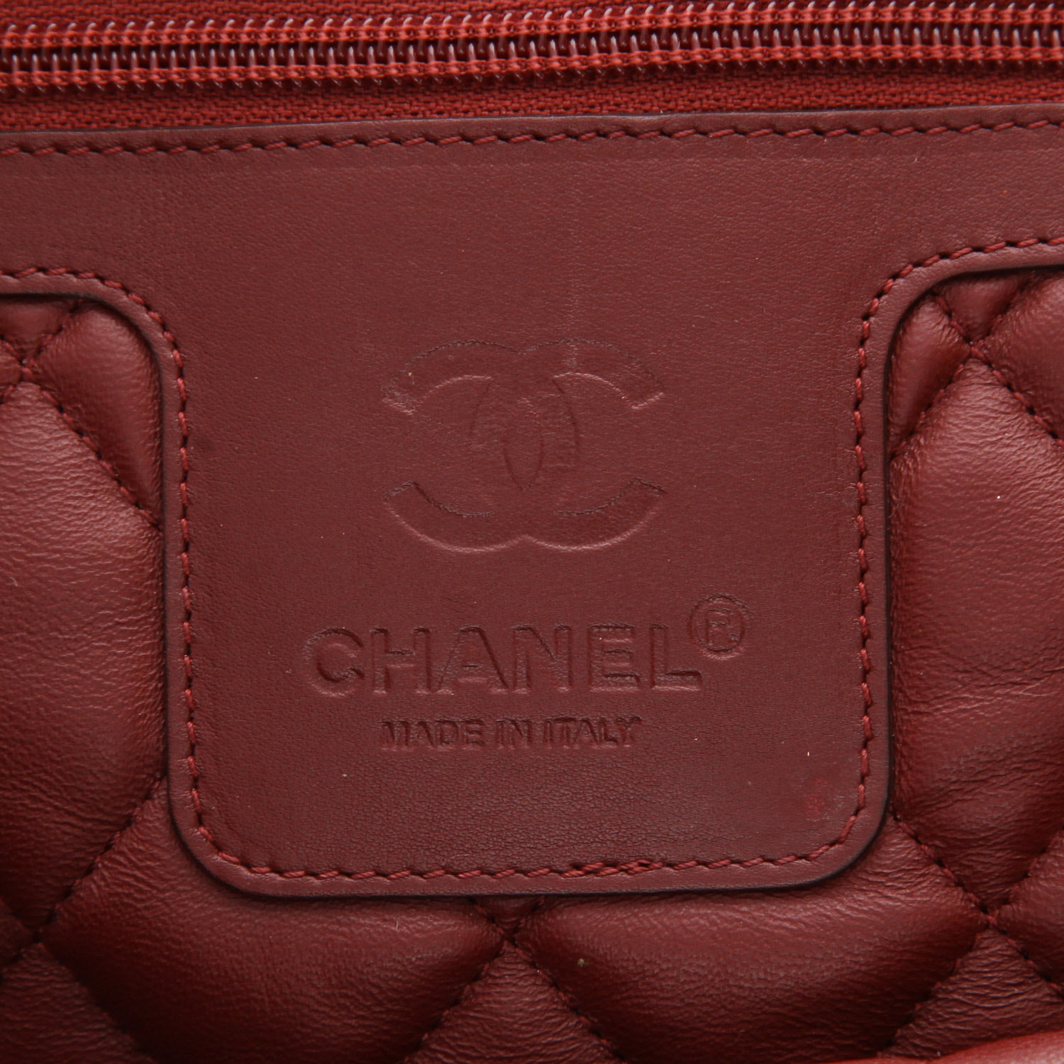 Sac 24 heures Chanel  Coco Cocoon en cuir marron - Detail D2