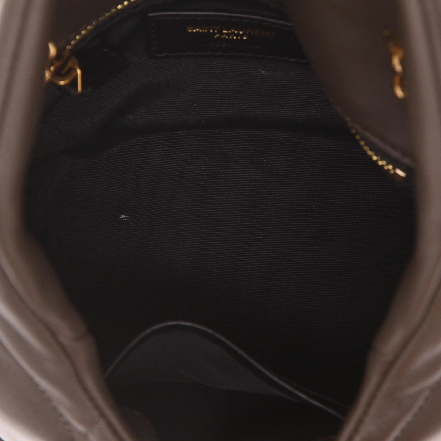 Saint Laurent  Puffer Toy shoulder bag  in khaki quilted leather - Detail D3