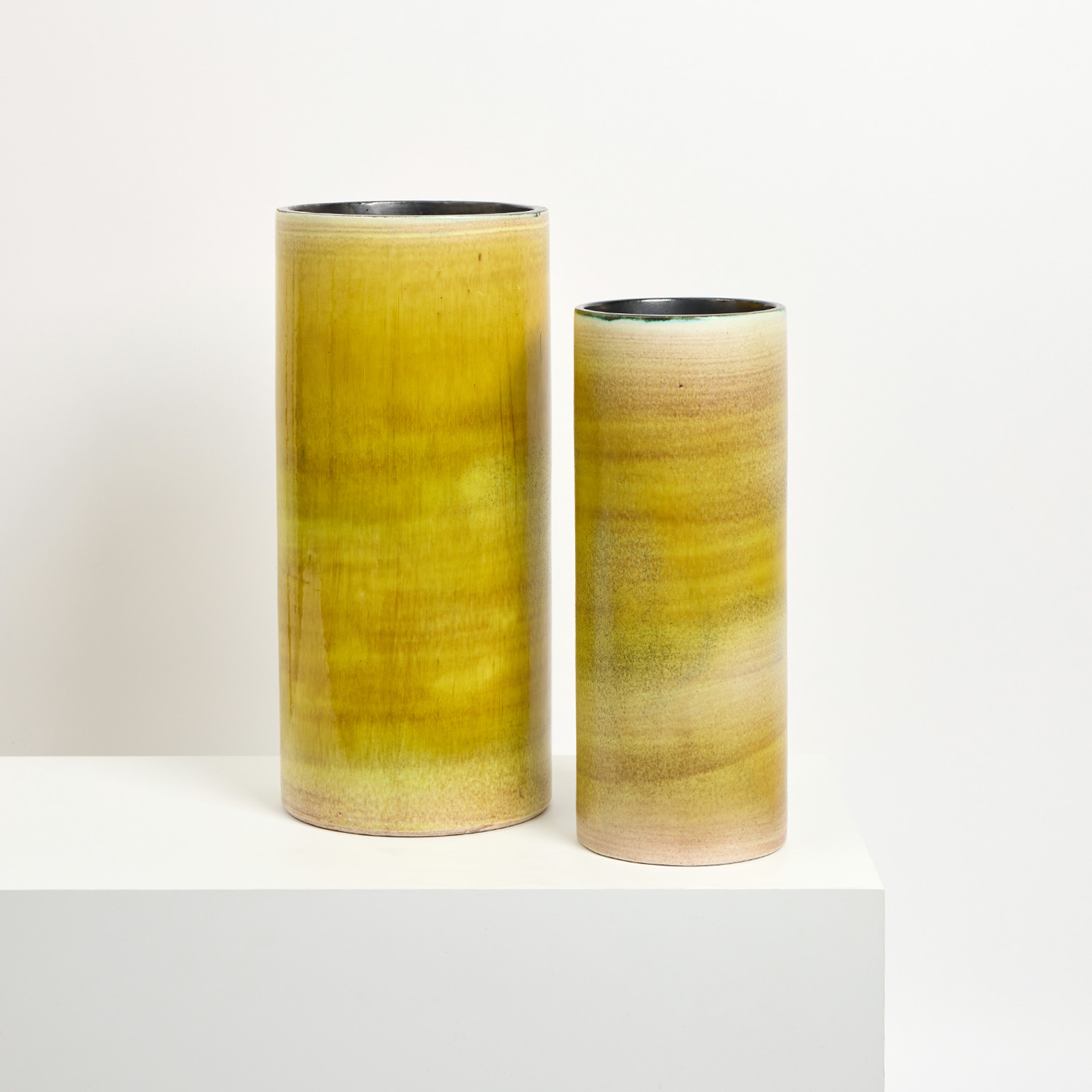 Two 'Cylindre' vases - circa 1964-1968 - Detail D4