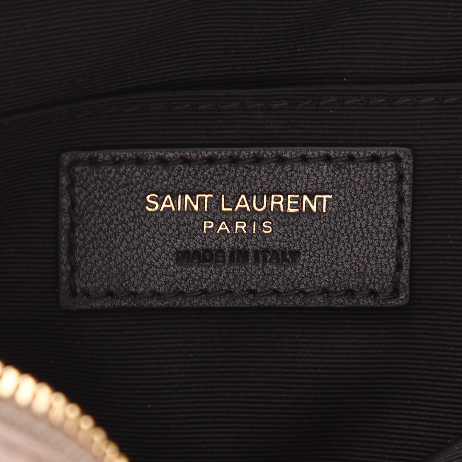 Borsa a tracolla Saint Laurent  Lou Sac Caméra in pelle trapuntata a zigzag color talpa - Detail D2