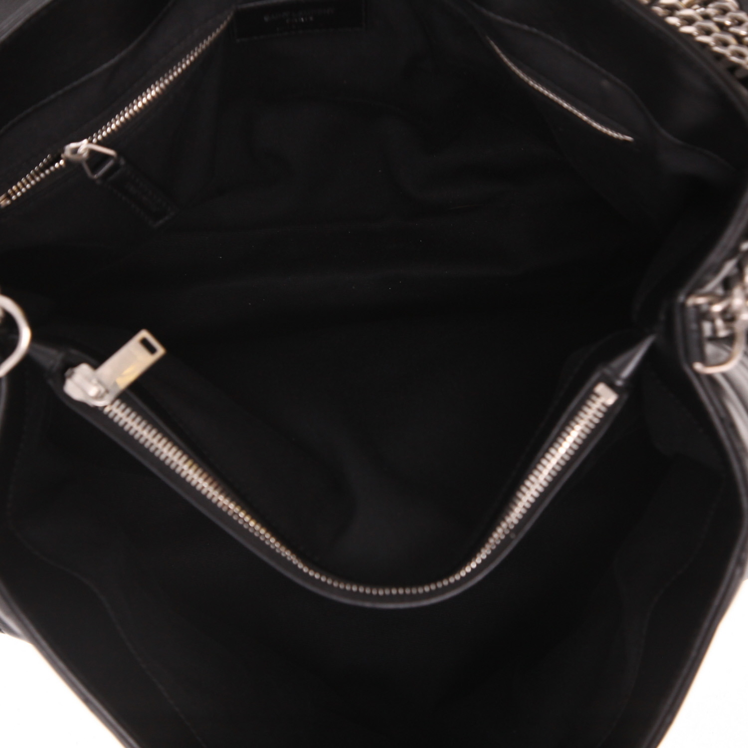 Sac porté épaule Saint Laurent  Loulou taille XL  en cuir matelassé noir - Detail D3