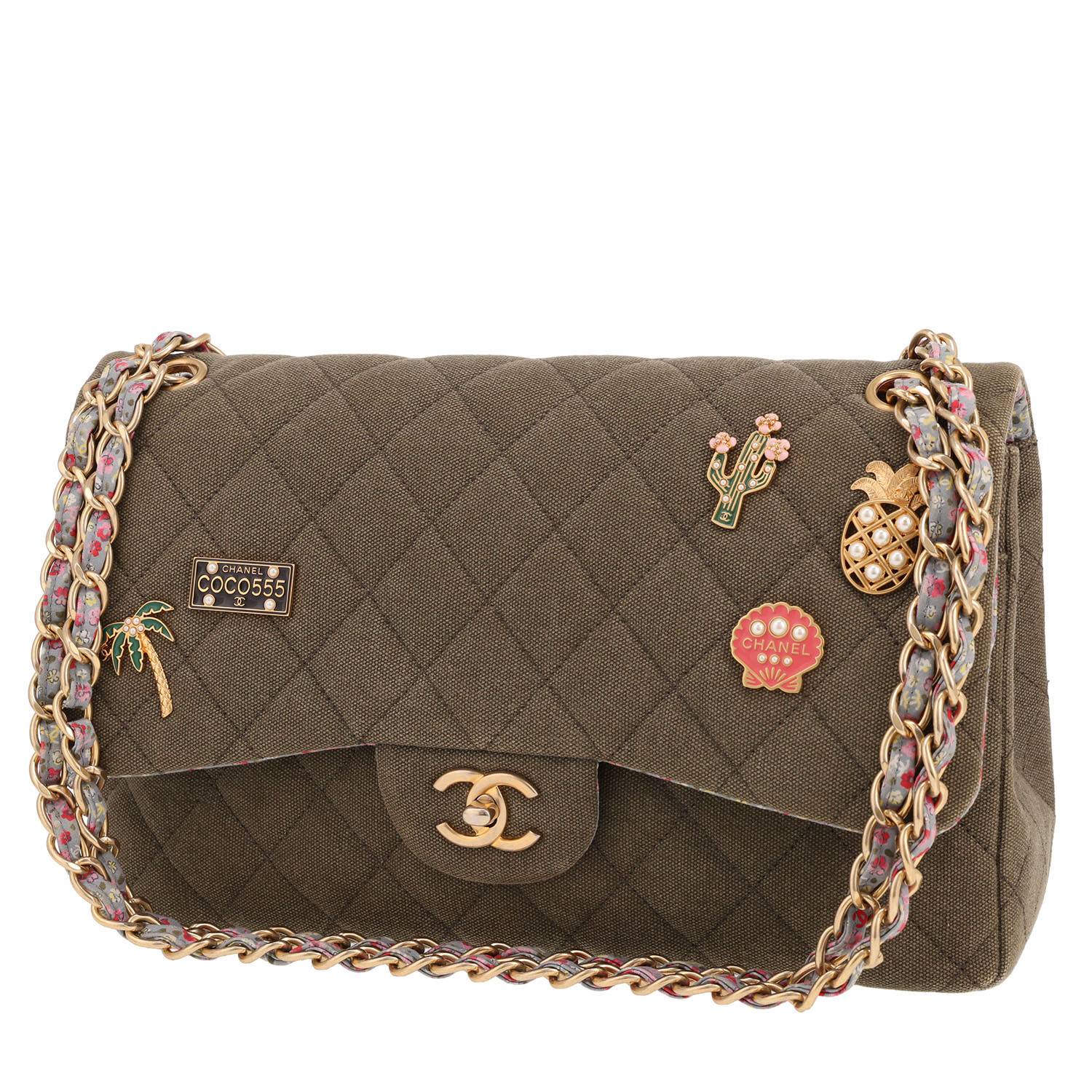 Sac Chanel Timeless Jumbo Toile Vert-Kaki d’Occasion Sac Chanel Timeless Jumbo Toile Vert-Kaki d’Occasion