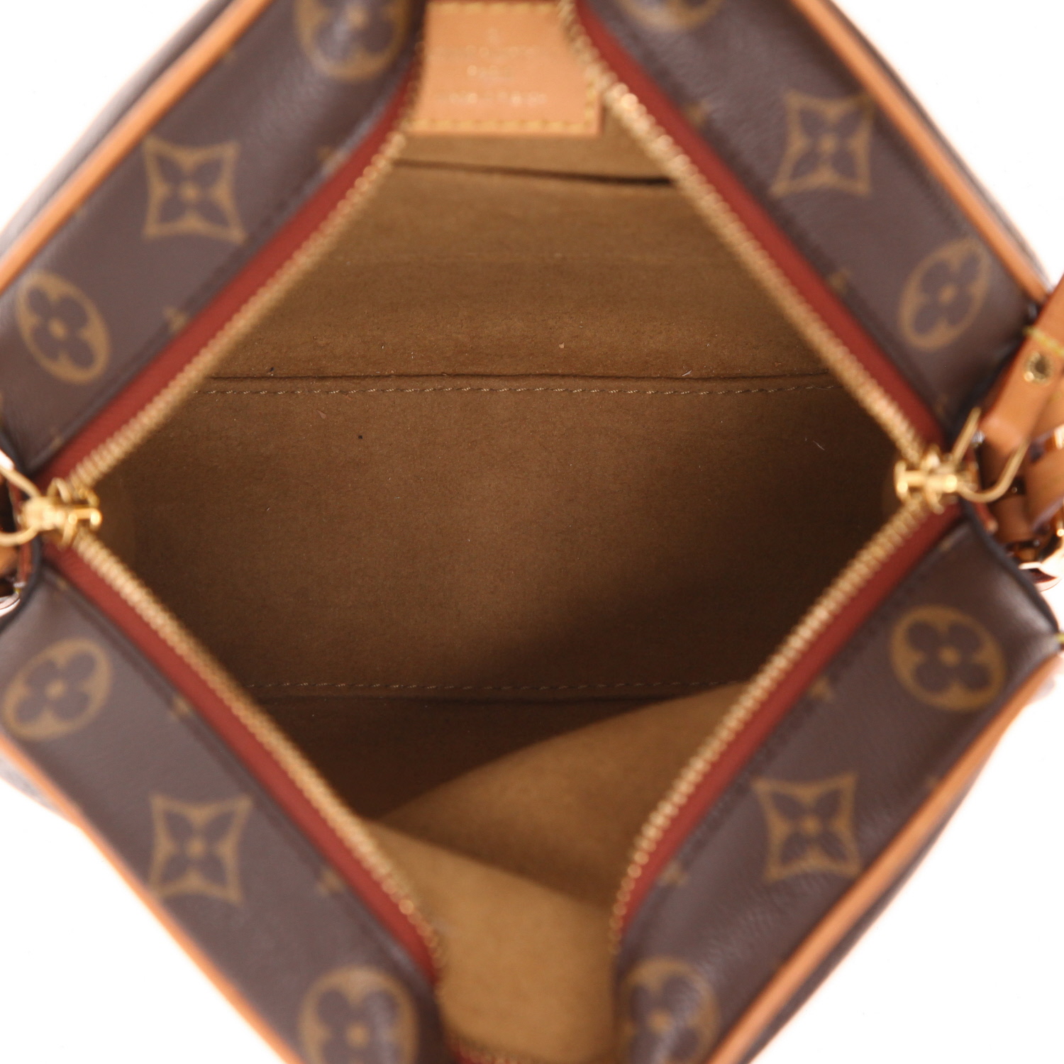 Bolso bandolera Louis Vuitton  Boîte chapeau en lona Monogram marrón y cuero natural - Detail D3