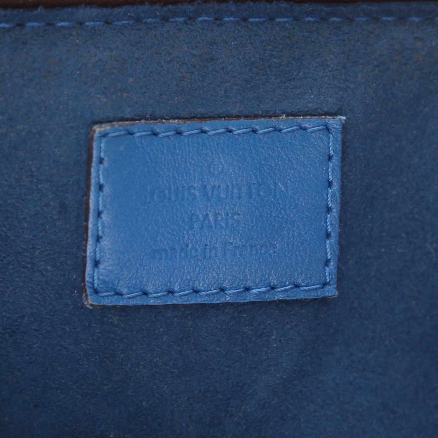 Louis Vuitton  Editions Limitées shoulder bag  in brown monogram canvas  and blue leather - Detail D2