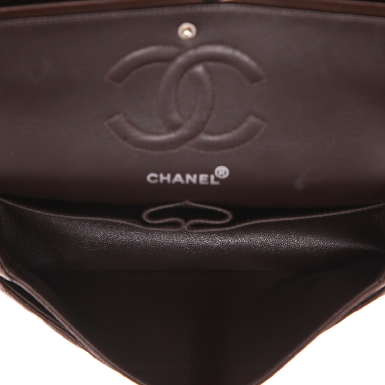 Sac à main Chanel  Timeless Classic en cuir matelassé marron - Detail D3