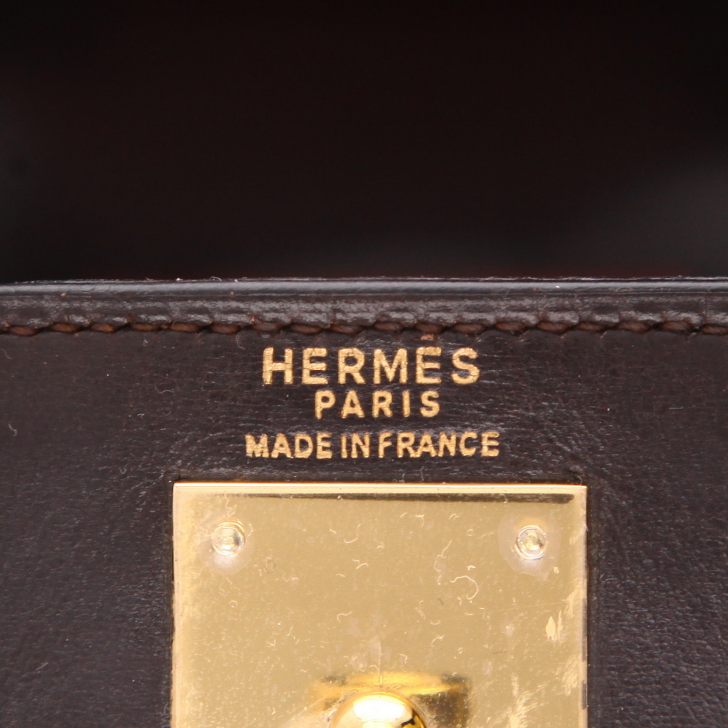 Sac à main Hermès  Kelly 28 cm en cuir box marron - Detail D2