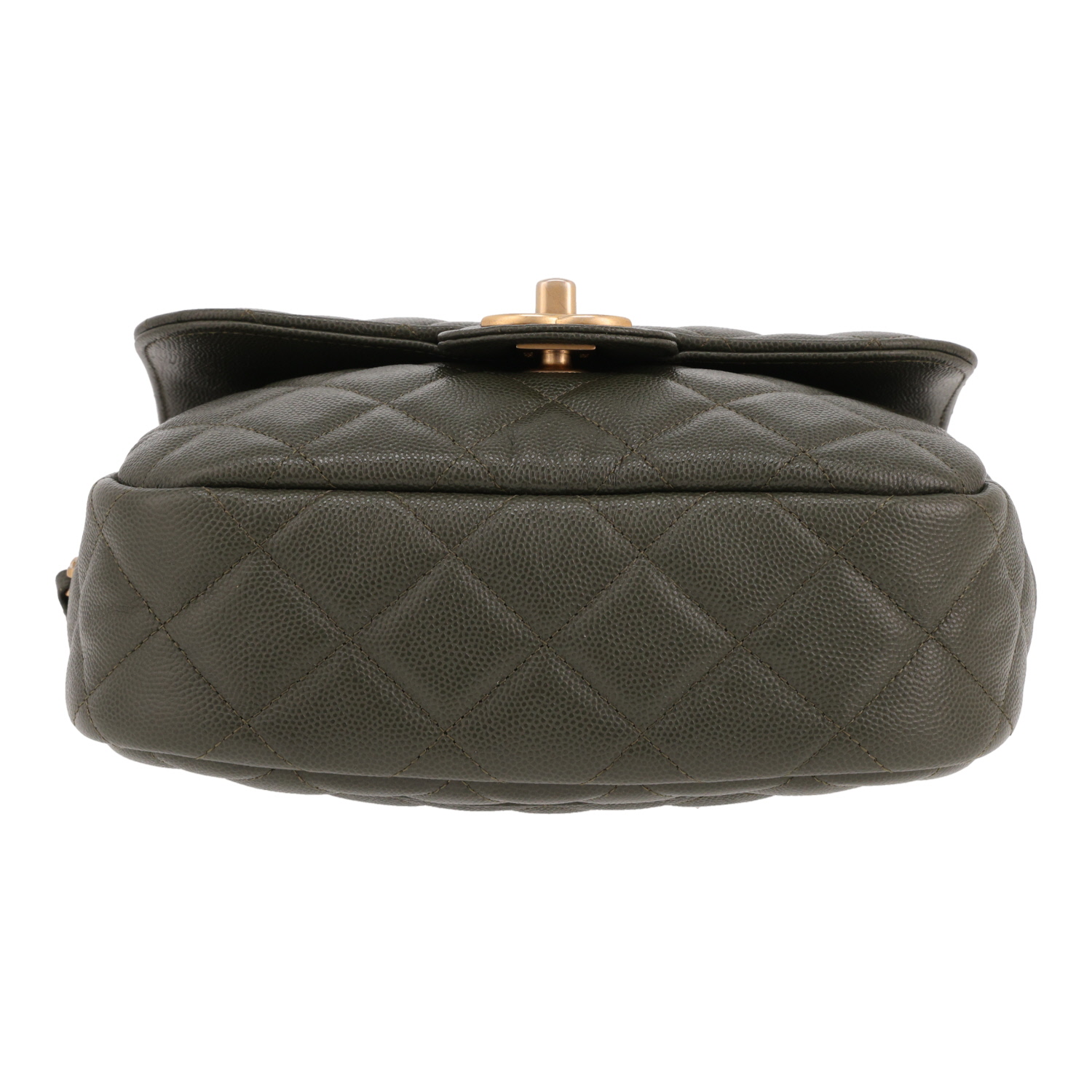Sac bandoulière Chanel  Sac à rabat en cuir grainé matelassé vert-kaki - Detail D1