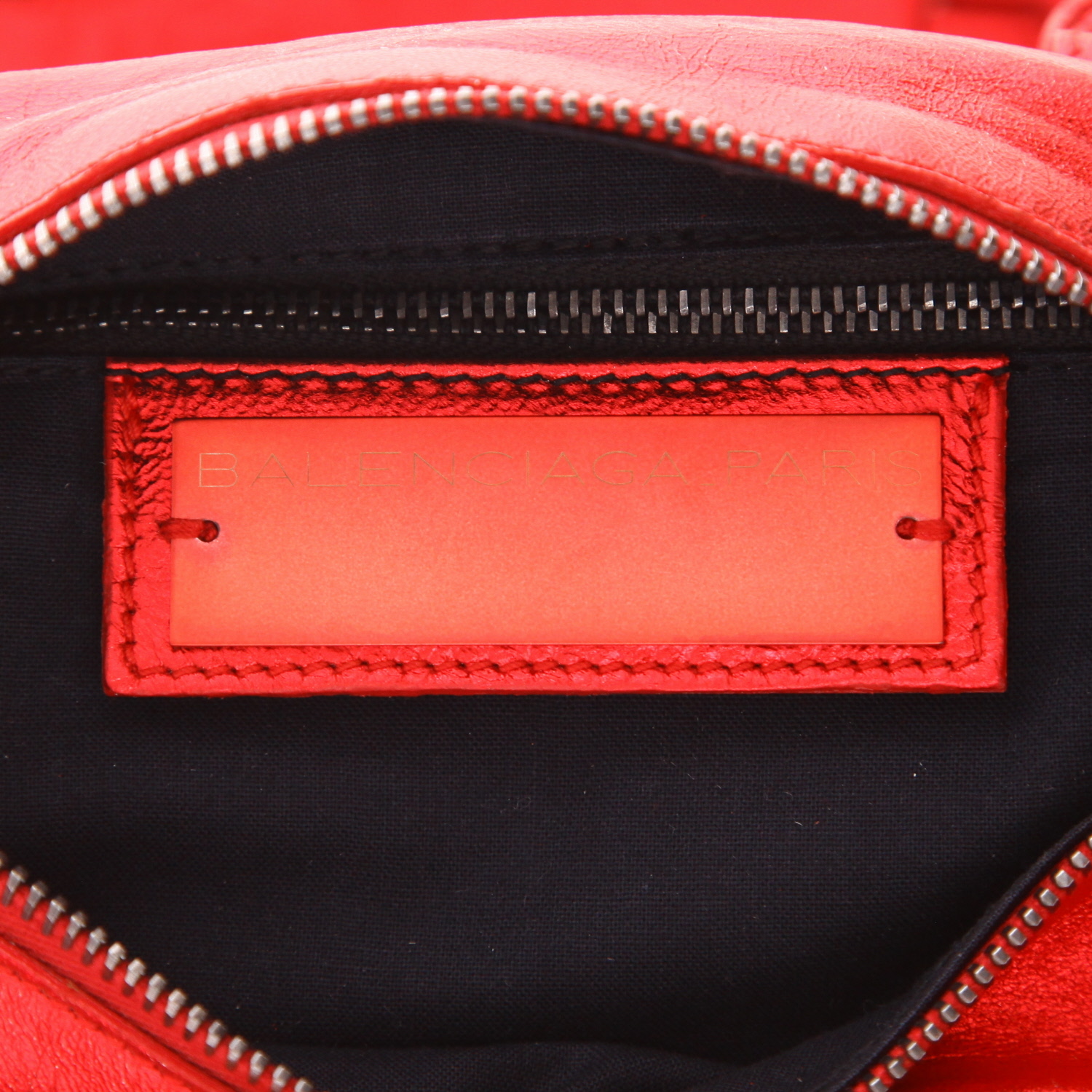 Bolso de mano Balenciaga  City en cuero irisado rojo - Detail D2