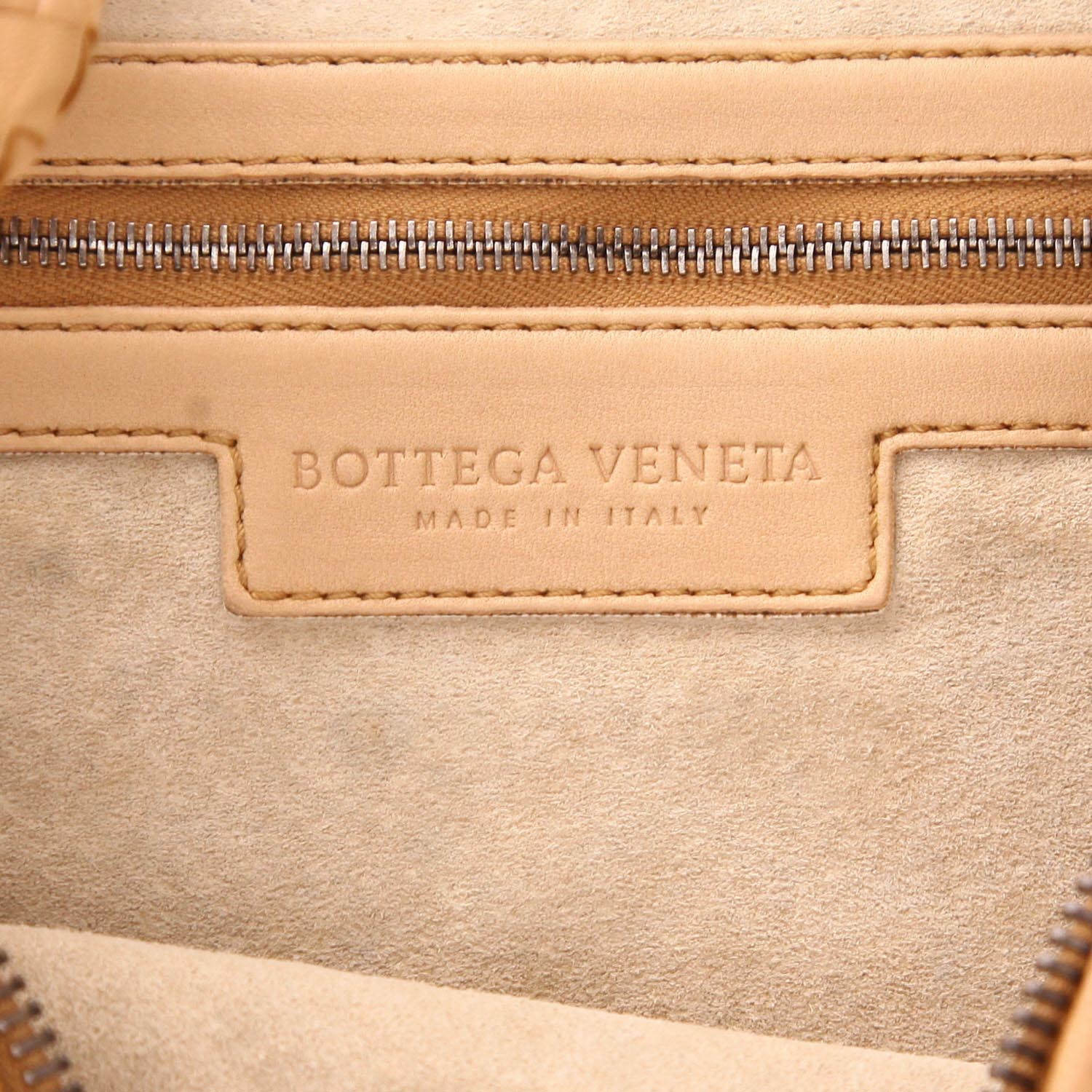 Sac à main Bottega Veneta  Veneta en cuir intrecciato beige - Detail D2