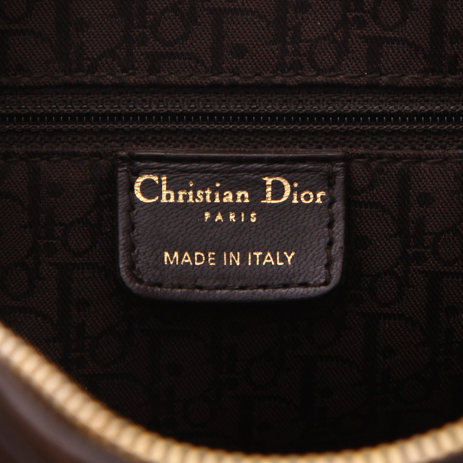 Sac à main Dior  Lady Dior grand modèle  en cuir cannage marron - Detail D2