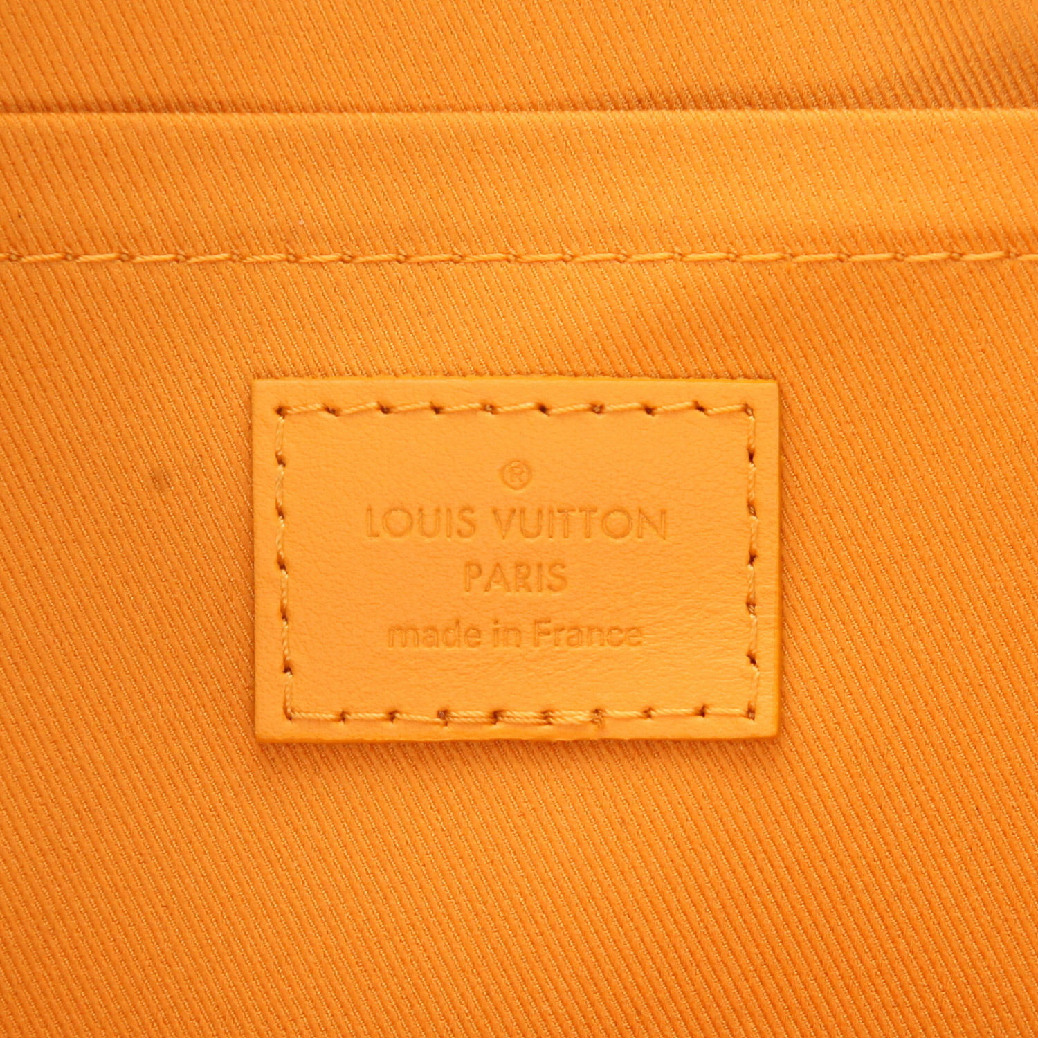 Borsa a tracolla Louis Vuitton  City Keepall in pelle martellata gialla - Detail D2
