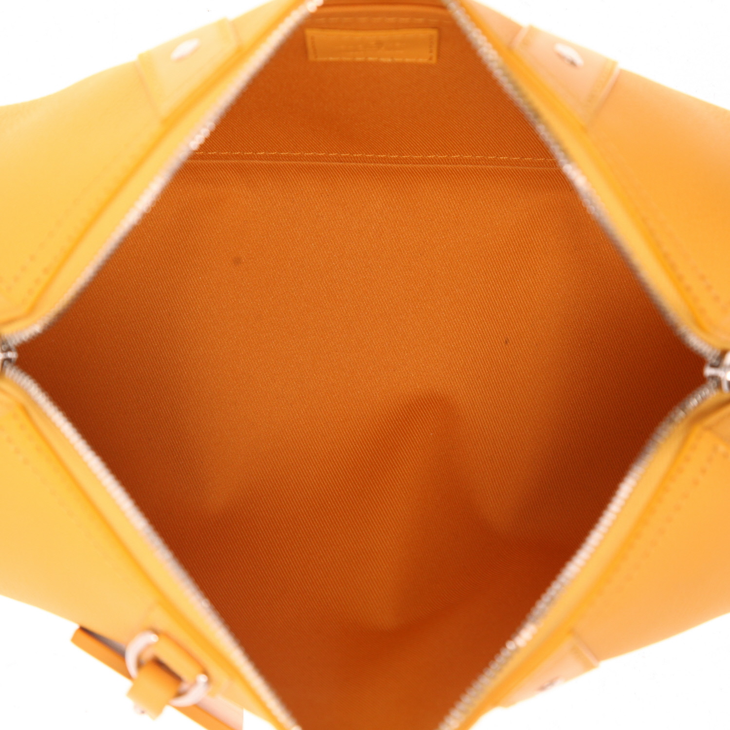 Sac bandoulière Louis Vuitton  City Keepall en cuir grainé jaune - Detail D3