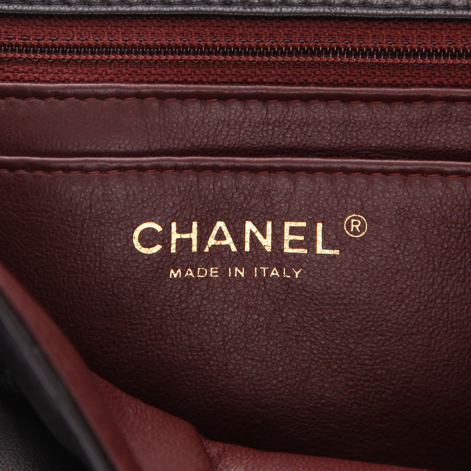 Borsa a tracolla Chanel  Timeless Jumbo in pelle trapuntata nera - Detail D2