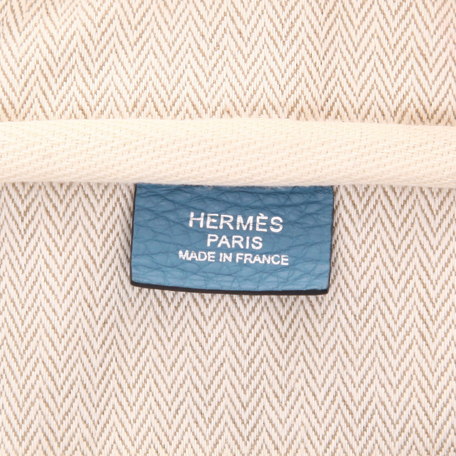 Sac à main Hermès  Victoria en cuir togo bleu-jean - Detail D2