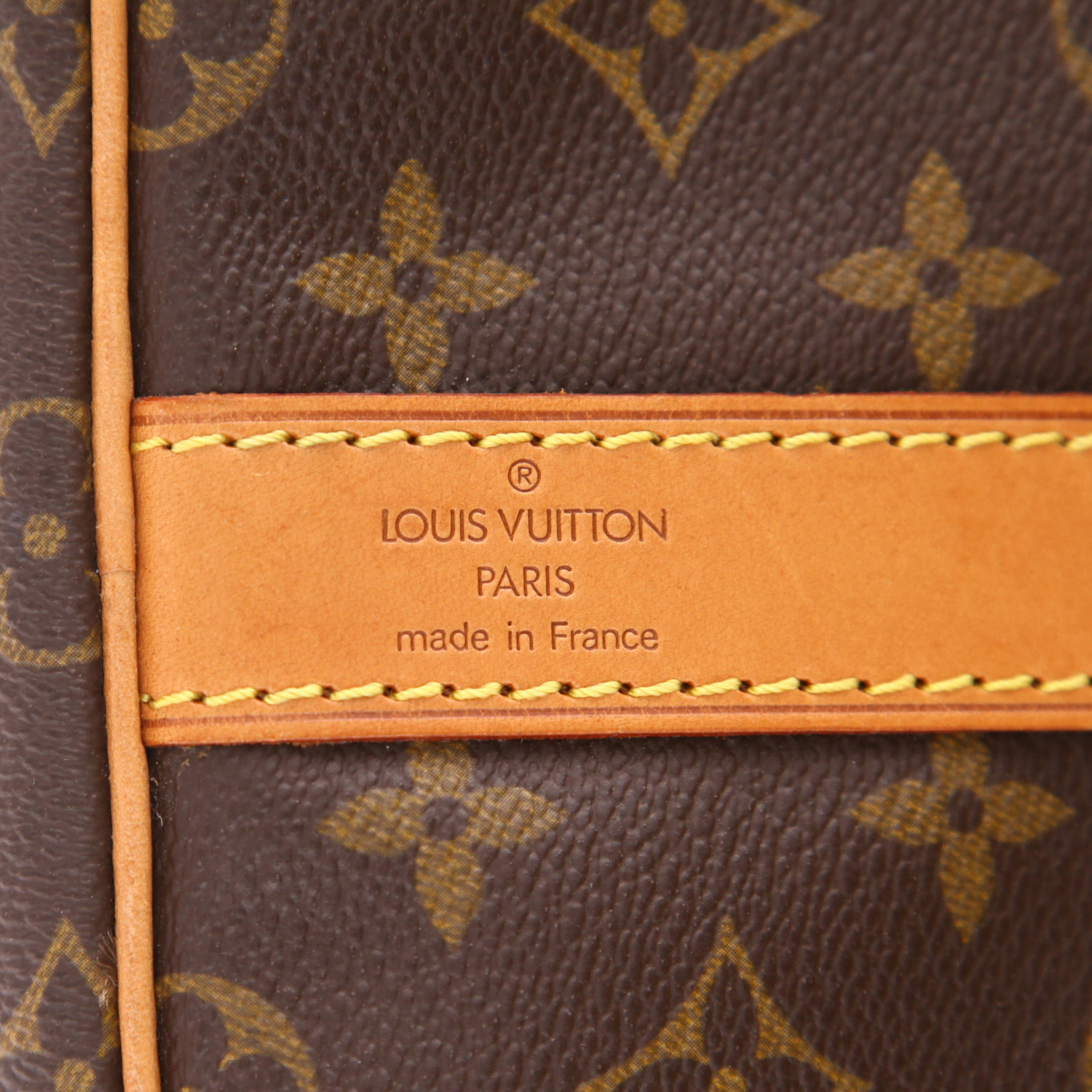 Sac de voyage Louis Vuitton  Keepall 55 en toile monogram marron et cuir naturel - Detail D2